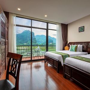 Deluxe Lake View